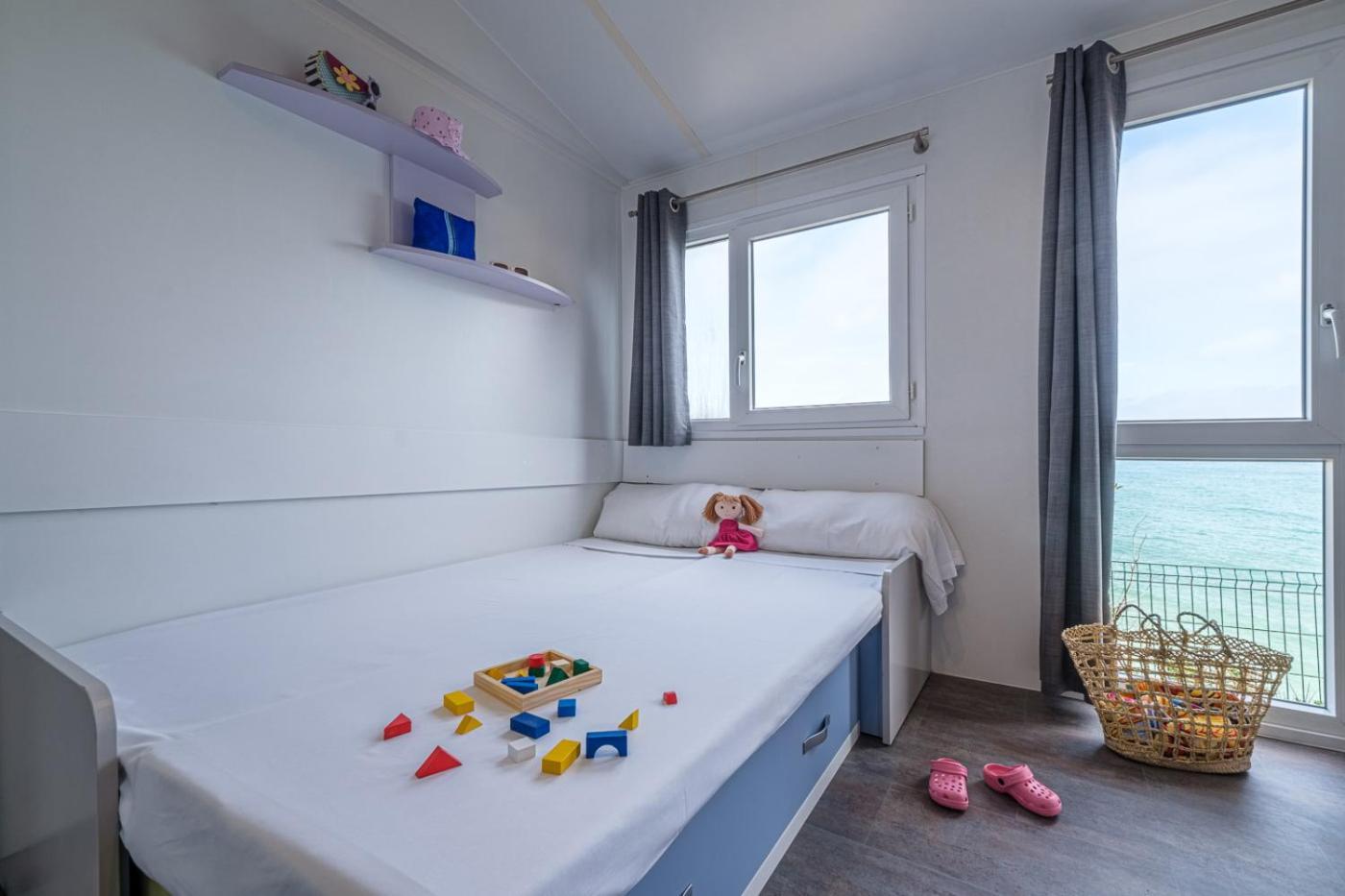 Camping Estival Torre De La Mora Tamarit Room photo